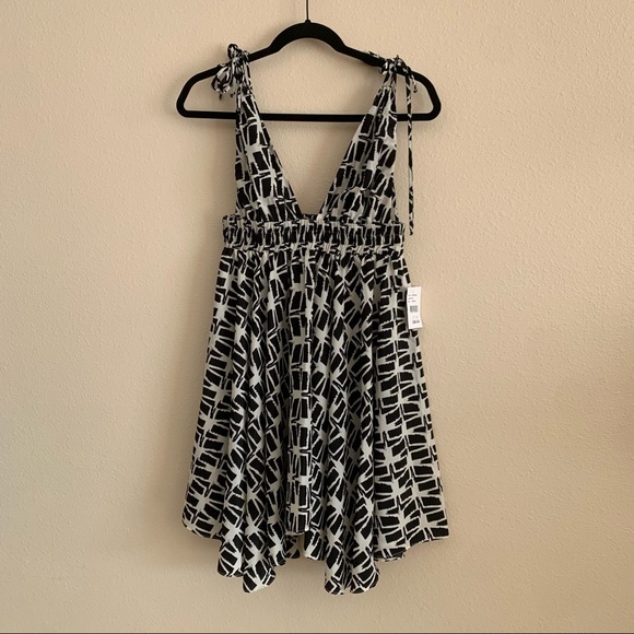 Tbags los Angeles mini dress new with a tag. - Picture 3 of 9